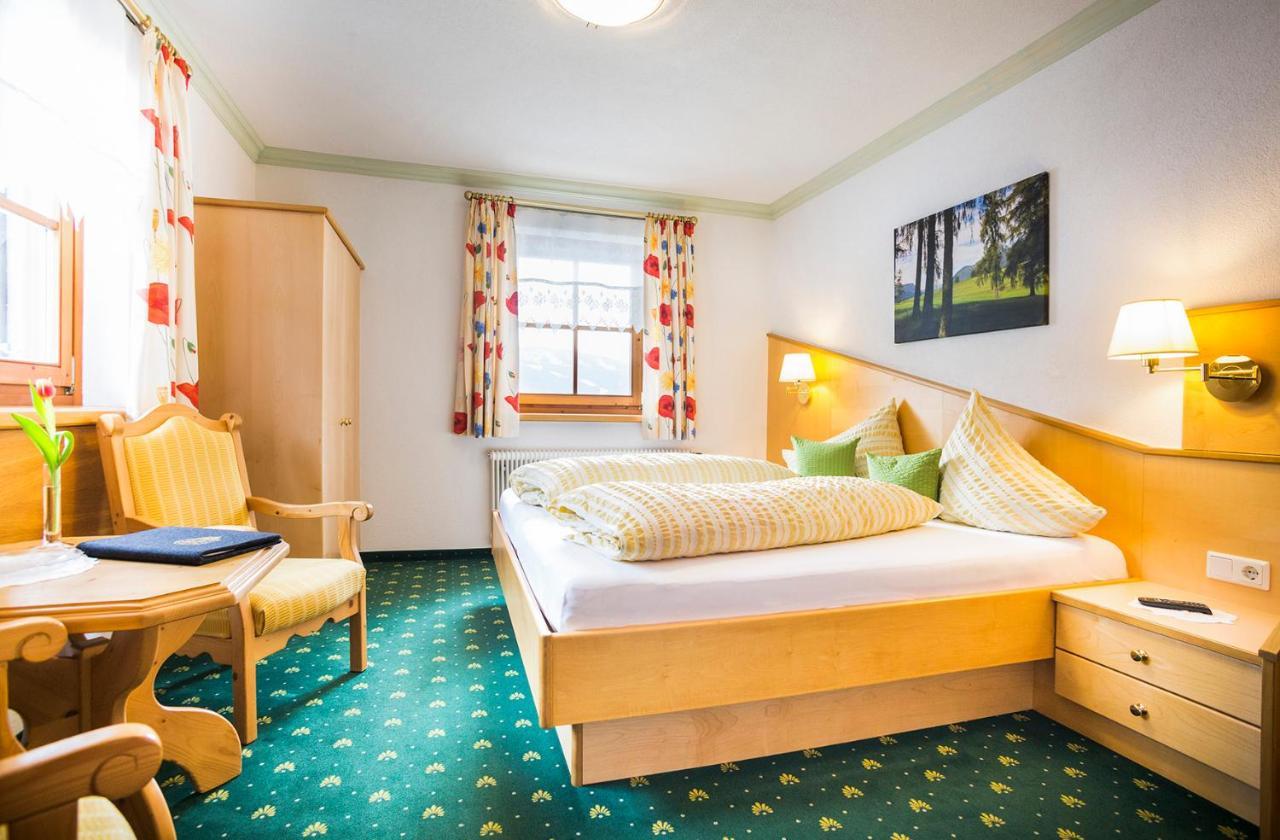 Gaestehaus Fitsch Obsteig Bagian luar foto